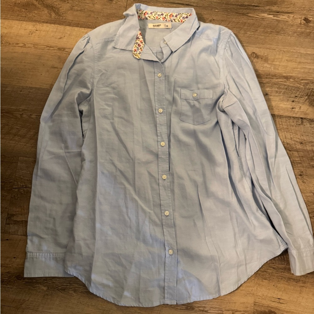 Old Navy Women Light Blue Button Down Shirt